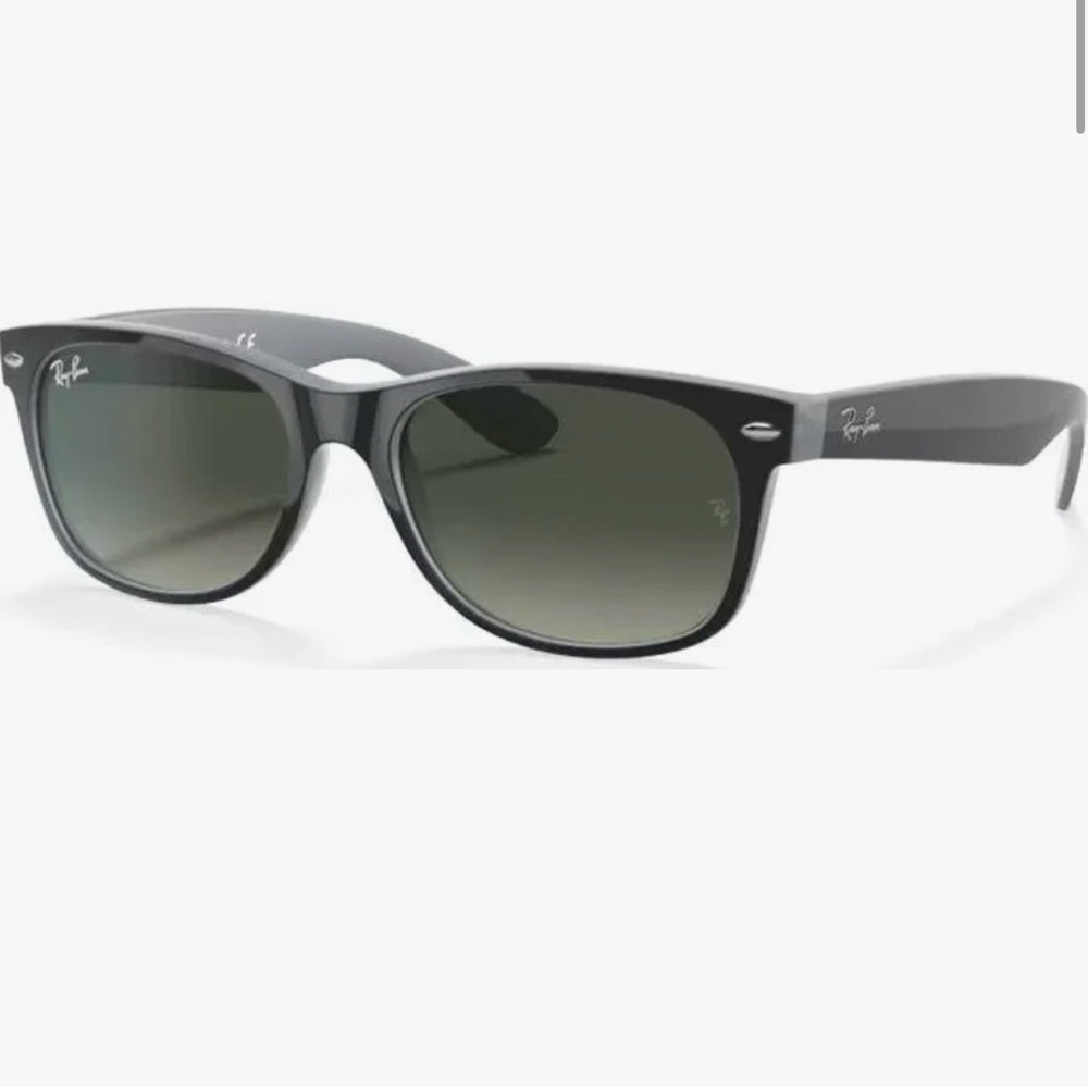 Ray-Ban Classic Black Sunglasses